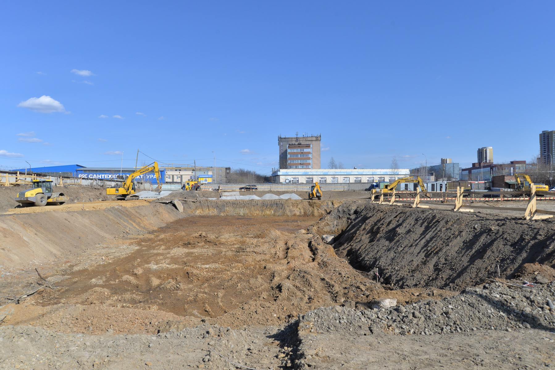 Основинский жк екатеринбург. Основинские кварталы ЖК Екатеринбург. Комплекс «Основинские кварталы». ЖК основниснкеи кварталы ТЭН. Основинские кварталы фото.